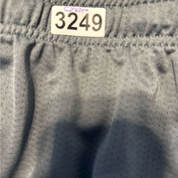 Under Armour Men's Gray Performance Shorts - Picture 6 of 6